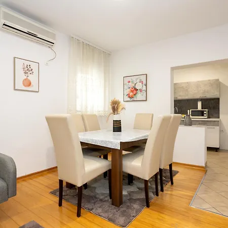 بيت ضيافة Daris موستار